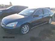 ✅ 2006 Honda Accord LX • VIN: 1HGCM66346A018897 • Lot: 43827591. Wystawiony na IAAI z przebiegiem 214 483 mil. Bezpłatny archiwum sprzedaży aukcyjnych z USA i szczegółowy raport historii pojazdu na DreamBid. Zdjęcie 2.