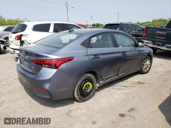 2020 Hyundai Accent SE z VIN 3KPC24A63LE125846, wystawiony jako Copart lot #52751083 z przebiegiem 91 086 mil mil oraz . Historia ofert i sprzedaży dostępna na DreamBid. Obrazek 3.