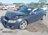 ✅ 2012 Audi S5 Premium Plus • VIN: WAUCVAFR6CA032117 • Lot: 42253758. Wystawiony na IAAI z przebiegiem 103 574 mil. Bezpłatny archiwum sprzedaży aukcyjnych z USA i szczegółowy raport historii pojazdu na DreamBid. Zdjęcie 17.