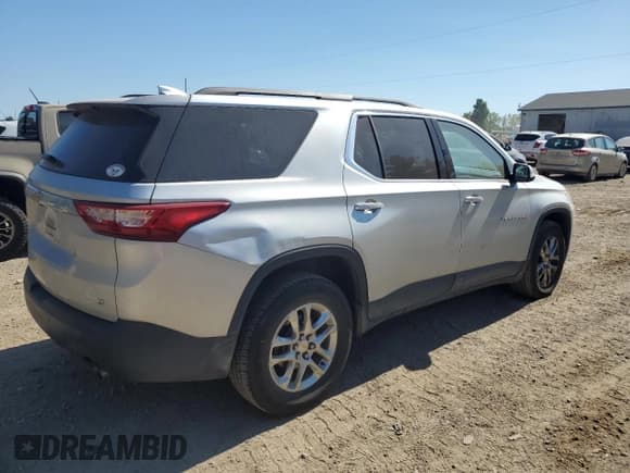 ✅ 2020 Chevrolet Traverse LT Cloth • VIN: 1GNERGKW1LJ233073 • Lot: 81937685. Listed on Copart with 84,589 mi. Free auction sales archive from the USA and detailed vehicle history report at DreamBid. Image 3.