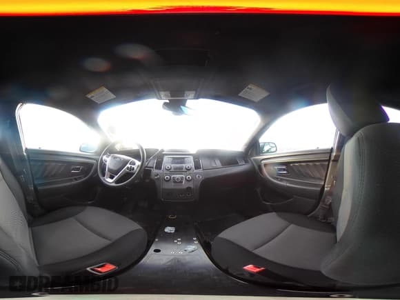 ✅ 2013 Ford Police Interceptor • VIN: 1FAHP2M89DG150976 • Lot: 43724249. Wystawiony na IAAI z przebiegiem 147 792 mil. Bezpłatny archiwum sprzedaży aukcyjnych z USA i szczegółowy raport historii pojazdu na DreamBid. Zdjęcie 18.