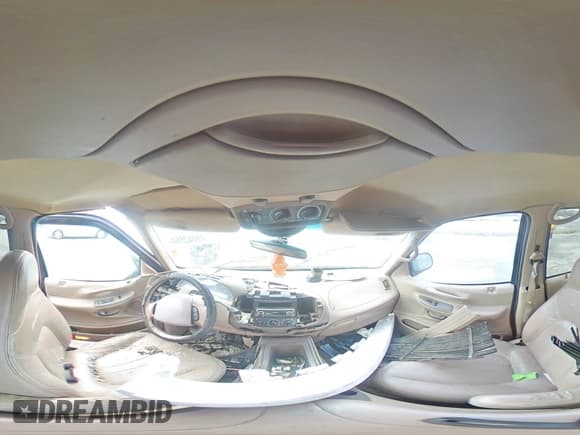 ✅ 1998 Ford Expedition XLT • VIN: 1FMRU17L6WLB49582 • Лот: 81042054. Опубликован ранее на Copart с пробегом 254 663 миль. Бесплатный доступ к архиву аукционных продаж из США и подробный отчёт об истории автомобиля на DreamBid. Изображение 14.