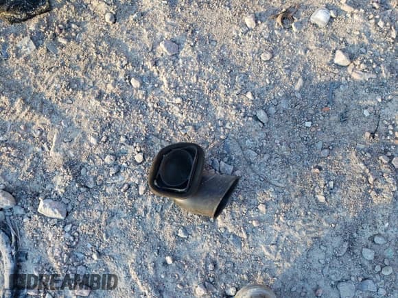 ✅ 2005 Pontiac Montana 1SB • VIN: 1GMDV33L25D198344 • Lot: 83049514. Wystawiony na Copart z przebiegiem 123 972 mil. Bezpłatny archiwum sprzedaży aukcyjnych z USA i szczegółowy raport historii pojazdu na DreamBid. Zdjęcie 15.