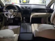 ✅ 2018 Bentley Bentayga Signature • VIN: SJAAC2ZVXJC019209 • Лот: 46196814. Опубликован ранее на Copart с пробегом 11 865 миль. Бесплатный доступ к архиву аукционных продаж из США и подробный отчёт об истории автомобиля на DreamBid. Изображение 8.