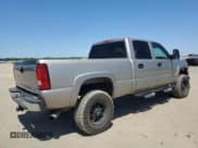 ✅ 2001 Chevrolet Silverado 2500HD • VIN: 1GCHK231X1F188974 • Lot: 57675615. Wystawiony na Copart z przebiegiem 109 852 mil. Bezpłatny archiwum sprzedaży aukcyjnych z USA i szczegółowy raport historii pojazdu na DreamBid. Zdjęcie 3.