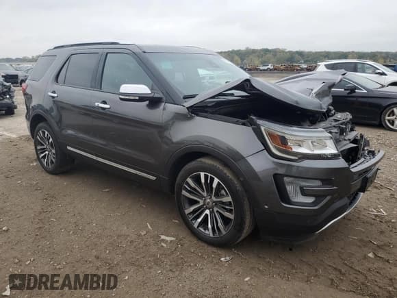 ✅ 2016 Ford Explorer Platinum • VIN: 1FM5K8HTXGGD27449 • Lot: 90282325. Wystawiony na Copart z przebiegiem Nie podano. Bezpłatny archiwum sprzedaży aukcyjnych z USA i szczegółowy raport historii pojazdu na DreamBid. Zdjęcie 4.