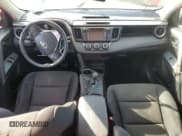 ✅ 2017 Toyota RAV4 LE • VIN: JTMBFREVXHJ170565 • Лот: 91215745. Опубликован ранее на Copart с пробегом 102 456 миль. Бесплатный доступ к архиву аукционных продаж из США и подробный отчёт об истории автомобиля на DreamBid. Изображение 8.