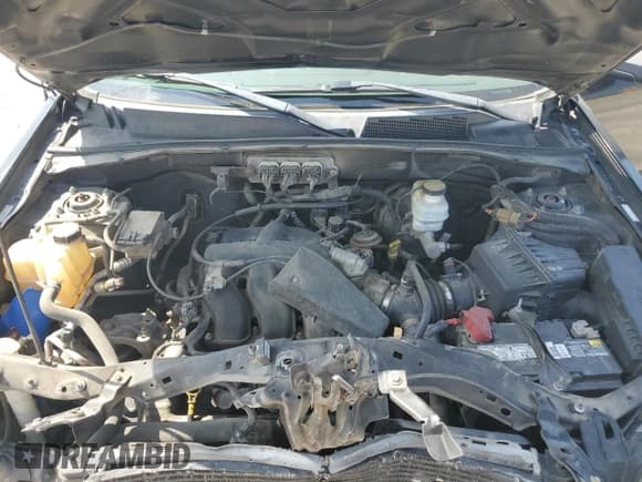 ✅ 2008 Mercury Mariner • VIN: 4M2CU81188KJ17875 • Лот: 65854615. Опубликован ранее на Copart с пробегом 268 124 миль. Бесплатный доступ к архиву аукционных продаж из США и подробный отчёт об истории автомобиля на DreamBid. Изображение 12.