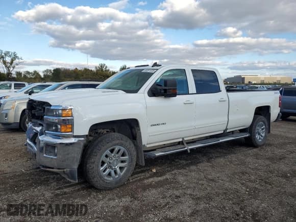 ✅ 2016 Chevrolet Silverado 2500HD LT • VIN: 1GC1KVE80GF147212 • Lot: 90301025. Wystawiony na Copart z przebiegiem 63 333 mil. Bezpłatny archiwum sprzedaży aukcyjnych z USA i szczegółowy raport historii pojazdu na DreamBid. Zdjęcie 1.