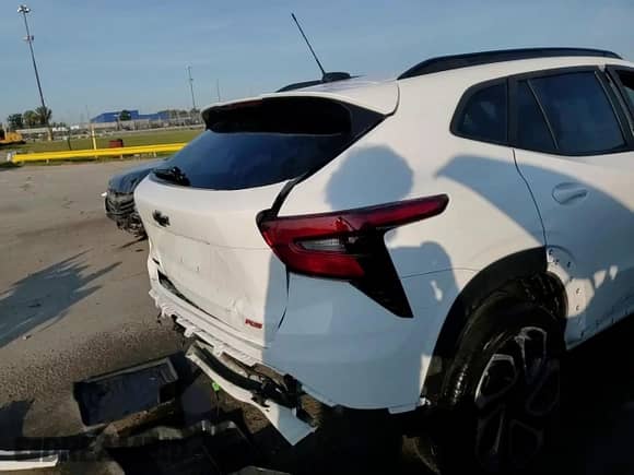 2025 Chevrolet Trax 2RS с VIN KL77LJEP6SC173375, выставлен на аукционе Copart как лот 72048285 с пробегом 2 020 миль миль и На запчасти • Non repairable. История ставок и продаж доступна на DreamBid. Изображение 15.