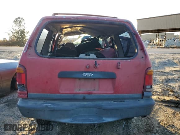 ✅ 1999 Ford Explorer XL • VIN: 1FMZU34X4XZC08095 • Lot: 41383375. Wystawiony na Copart z przebiegiem 327 713 mil. Bezpłatny archiwum sprzedaży aukcyjnych z USA i szczegółowy raport historii pojazdu na DreamBid. Zdjęcie 6.