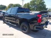 ✅ 2021 Chevrolet Silverado 1500 LT Trail Boss • VIN: 3GCPYFEL9MG154155 • Lot: 43186758. Wystawiony na IAAI z przebiegiem 36 343 mil. Bezpłatny archiwum sprzedaży aukcyjnych z USA i szczegółowy raport historii pojazdu na DreamBid. Zdjęcie 3.