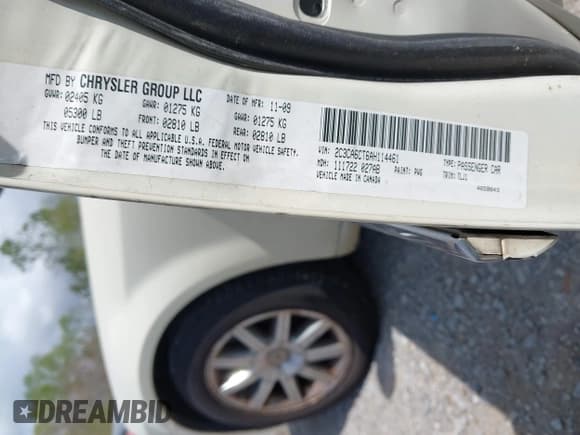 ✅ 2010 Chrysler 300 C Hemi • VIN: 2C3CA6CT6AH114461 • Лот: 41779993. Опубликован ранее на IAAI с пробегом 126 898 миль. Бесплатный доступ к архиву аукционных продаж из США и подробный отчёт об истории автомобиля на DreamBid. Изображение 9.