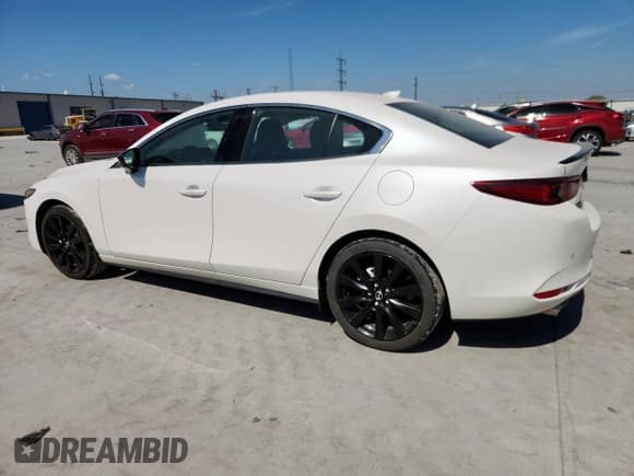 ✅ 2023 Mazda 3 Premium Plus • VIN: 3MZBPBEY3PM373021 • Lot: 82257975. Wystawiony na Copart z przebiegiem 8 861 mil. Bezpłatny archiwum sprzedaży aukcyjnych z USA i szczegółowy raport historii pojazdu na DreamBid. Zdjęcie 2.