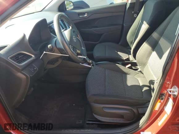 ✅ 2019 Hyundai Accent SE • VIN: 3KPC24A32KE084694 • Лот: 66292545. Опубликован ранее на Copart с пробегом 82 344 миль. Бесплатный доступ к архиву аукционных продаж из США и подробный отчёт об истории автомобиля на DreamBid. Изображение 7.