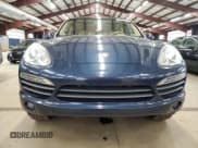 ✅ 2012 Porsche Cayenne S Hybrid • VIN: WP1AE2A25CLA92113 • Лот: 87054635. Опубликован ранее на Copart с пробегом 218 396 миль. Бесплатный доступ к архиву аукционных продаж из США и подробный отчёт об истории автомобиля на DreamBid. Изображение 5.