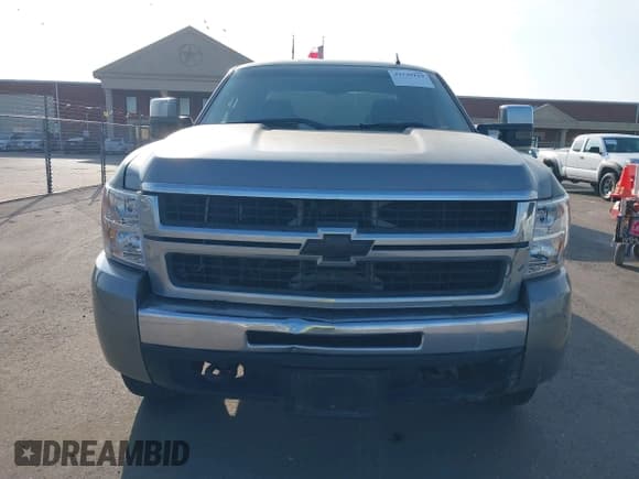 ✅ 2008 Chevrolet Silverado 2500HD Work Truck • VIN: 1GCHK29K28E120507 • Лот: 43739119. Опубликован ранее на IAAI с пробегом 244 639 миль. Бесплатный доступ к архиву аукционных продаж из США и подробный отчёт об истории автомобиля на DreamBid. Изображение 12.