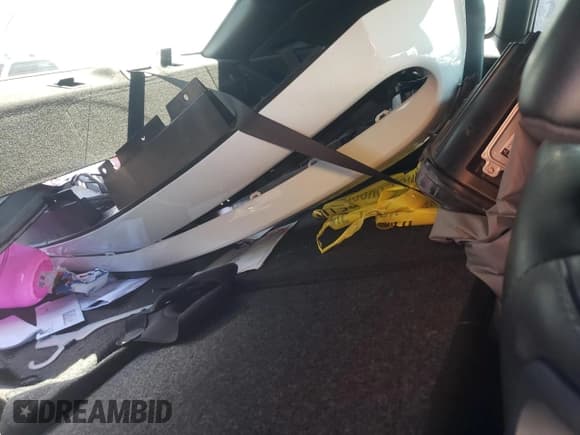 ✅ 2021 Dodge Challenger R/T • VIN: 2C3CDZBTXMH567772 • Lot: 63748284. Wystawiony na Copart z przebiegiem 33 995 mil. Bezpłatny archiwum sprzedaży aukcyjnych z USA i szczegółowy raport historii pojazdu na DreamBid. Zdjęcie 10.