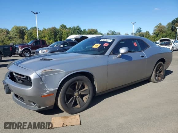 ✅ 2017 Dodge Challenger SXT • VIN: 2C3CDZAG1HH550269 • Lot: 84571555. Listed on Copart with 127,028 mi. Free auction sales archive from the USA and detailed vehicle history report at DreamBid. Image 1.