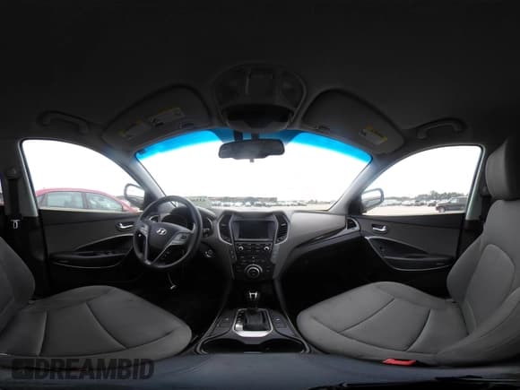 ✅ 2018 Hyundai Santa Fe 2.4L • VIN: 5NMZU3LB4JH103370 • Лот: 43300617. Опубликован ранее на IAAI с пробегом 139 580 миль. Бесплатный доступ к архиву аукционных продаж из США и подробный отчёт об истории автомобиля на DreamBid. Изображение 18.