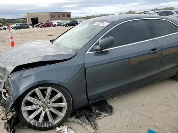 ✅ 2010 Audi A5 Premium Plus • VIN: WAULFAFRXAA078933 • Lot: 85860785. Listed on Copart with 95,148 mi. Free auction sales archive from the USA and detailed vehicle history report at DreamBid. Image 14.