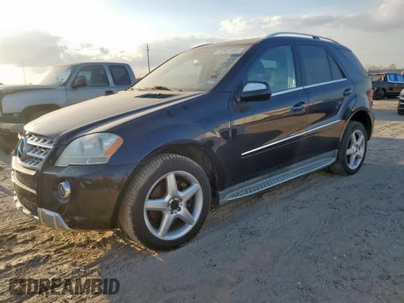 ✅ 2010 Mercedes-Benz M 550 • VIN: 4JGBB7CB5AA582211 • Lot: 92927805. Listed on Copart with 166,651 mi. Free auction sales archive from the USA and detailed vehicle history report at DreamBid. Image 1.