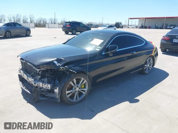 ✅ 2017 Mercedes-Benz C 300 • VIN: WDDWJ4KB3HF361962 • Lot: 41725038. Listed on IAAI with Not provided. Free auction sales archive from the USA and detailed vehicle history report at DreamBid. Image 17.