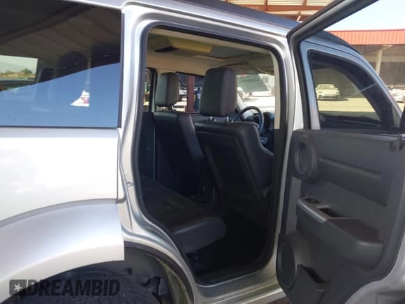 ✅ 2007 Dodge Nitro R/T • VIN: 1D8GT58647W727078 • Lot: 43650970. Listed on IAAI with Not provided. Free auction sales archive from the USA and detailed vehicle history report at DreamBid. Image 8.