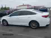 2018 Hyundai Sonata SE с VIN 5NPE24AF3JH704255, выставлен на аукционе IAAI как лот 43389069 с пробегом 105 614 миль миль и . История ставок и продаж доступна на DreamBid. Изображение 14.