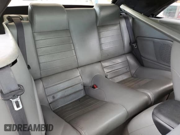 ✅ 2009 Ford Mustang GT • VIN: 1ZVHT85H295120659 • Lot: 70335175. Wystawiony na Copart z przebiegiem 147 583 mil. Bezpłatny archiwum sprzedaży aukcyjnych z USA i szczegółowy raport historii pojazdu na DreamBid. Zdjęcie 10.