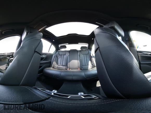 ✅ 2019 BMW 7 Series 740i • VIN: WBA7E2C5XKB217756 • Lot: 42509802. Listed on IAAI with 75,667 mi. Free auction sales archive from the USA and detailed vehicle history report at DreamBid. Image 19.