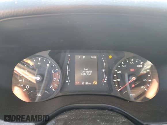 ✅ 2022 Jeep Compass Latitude • VIN: 3C4NJDBB8NT105615 • Lot: 89620325. Listed on Copart with 12,192 mi. Free auction sales archive from the USA and detailed vehicle history report at DreamBid. Image 9.