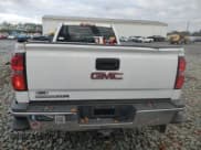 ✅ 2015 GMC Sierra 2500HD • VIN: 1GT12XE80FF538600 • Лот: 89911415. Опубликован ранее на Copart с пробегом 109 033 миль. Бесплатный доступ к архиву аукционных продаж из США и подробный отчёт об истории автомобиля на DreamBid. Изображение 6.