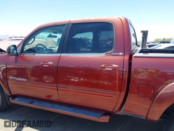 ✅ 2005 Toyota Tundra Limited • VIN: 5TBDT48135S476429 • Lot: 42588479. Listed on IAAI with 179,949 mi. Free auction sales archive from the USA and detailed vehicle history report at DreamBid. Image 15.