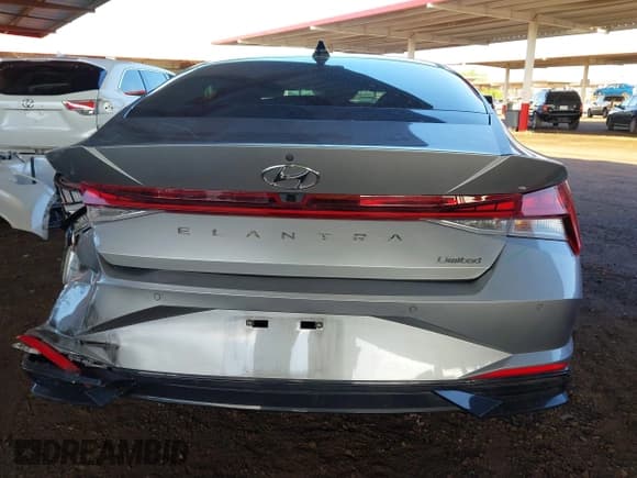 ✅ 2021 Hyundai Elantra Limited • VIN: 5NPLP4AG7MH028883 • Lot: 43427337. Listed on IAAI with 62,150 mi. Free auction sales archive from the USA and detailed vehicle history report at DreamBid. Image 16.