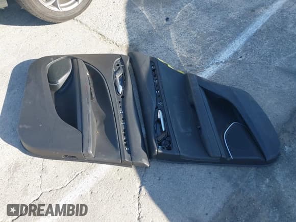 ✅ 2018 Alfa Romeo Stelvio Sport • VIN: ZASFAKPN3J7B67750 • Лот: 42370014. Опубликован ранее на IAAI с пробегом 90 062 миль. Бесплатный доступ к архиву аукционных продаж из США и подробный отчёт об истории автомобиля на DreamBid. Изображение 19.