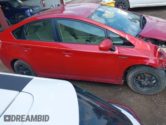 ✅ 2013 Toyota Prius Three • VIN: JTDKN3DU5D5556905 • Lot: 43462606. Listed on IAAI with 245,506 mi. Free auction sales archive from the USA and detailed vehicle history report at DreamBid. Image 14.