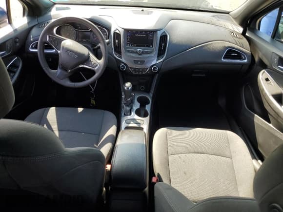 ✅ 2019 Chevrolet Cruze LT • VIN: 1G1BE5SM4K7110298 • Lot: 81306255. Listed on Copart with 94,930 mi. Free auction sales archive from the USA and detailed vehicle history report at DreamBid. Image 8.