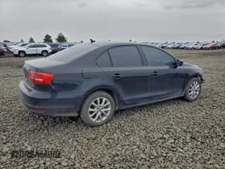 ✅ 2015 Volkswagen Jetta SE • VIN: 3VWD17AJ0FM295912 • Лот: 93343305. Опубликован ранее на Copart с пробегом 147 856 миль. Бесплатный доступ к архиву аукционных продаж из США и подробный отчёт об истории автомобиля на DreamBid. Изображение 3.