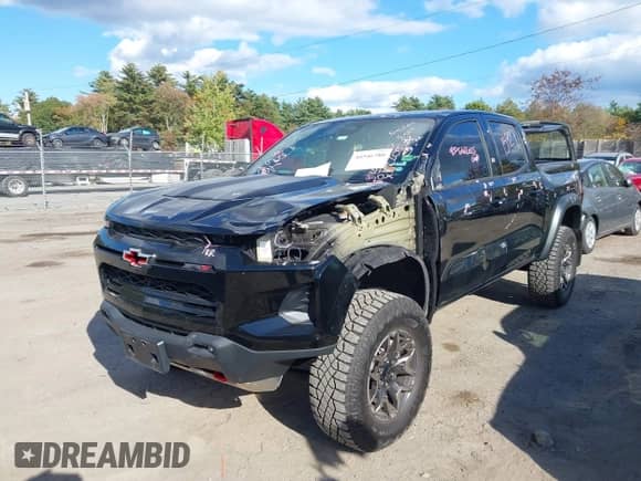 2023 Chevrolet Colorado 4WD ZR2 с VIN 1GCPTFEK5P1207765, выставлен на аукционе IAAI как лот 40546780 с пробегом 8 858 миль миль и . История ставок и продаж доступна на DreamBid. Изображение 2.