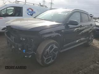✅ 2024 Hyundai Kona N Line • VIN: KM8HACA3XRU119332 • Лот: 49444655. Опубликован ранее на Copart с пробегом 4 490 миль. Бесплатный доступ к архиву аукционных продаж из США и подробный отчёт об истории автомобиля на DreamBid. Изображение 1.