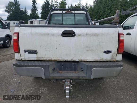 ✅ 1999 Ford F-350 XL • VIN: 1FTSF31S8XED92473 • Lot: 62768995. Listed on Copart with 92,362 mi. Free auction sales archive from the USA and detailed vehicle history report at DreamBid. Image 6.