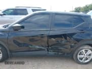 ✅ 2023 Nissan Kicks S • VIN: 3N1CP5BV7PL554134 • Lot: 43011223. Wystawiony na IAAI z przebiegiem 68 754 mil. Bezpłatny archiwum sprzedaży aukcyjnych z USA i szczegółowy raport historii pojazdu na DreamBid. Zdjęcie 14.