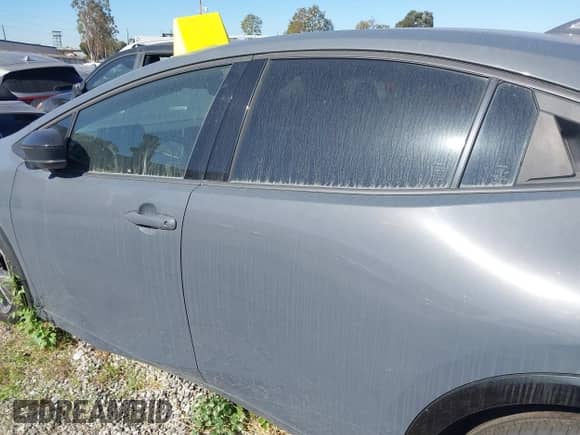 2023 Toyota Prius LE z VIN JTDACAAUXP3006206, wystawiony jako IAAI lot #42047362 z przebiegiem 36 206 mil mil oraz . Historia ofert i sprzedaży dostępna na DreamBid. Obrazek 15.