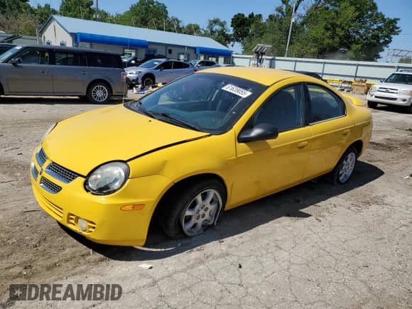 ✅ 2004 Dodge Neon SXT • VIN: 1B3ES56C94D578550 • Lot: 61639055. Wystawiony na Copart z przebiegiem 203 118 mil mil. Skorzystaj z bezpłatnego archiwum sprzedaży aukcyjnych z USA i zobacz szczegółowy raport historii pojazdu na DreamBid. Zdjęcie 1.