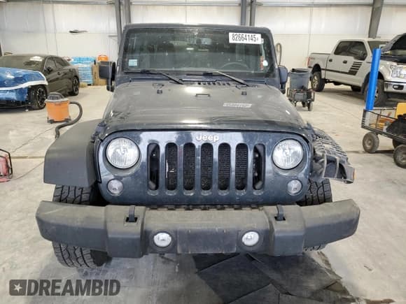 ✅ 2018 Jeep Wrangler Unlimited Sport S • VIN: 1C4BJWDG3JL874973 • Lot: 82664145. Wystawiony na Copart z przebiegiem 209 877 mil. Bezpłatny archiwum sprzedaży aukcyjnych z USA i szczegółowy raport historii pojazdu na DreamBid. Zdjęcie 5.