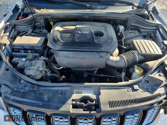 ✅ 2018 Jeep Grand Cherokee Altitude • VIN: 1C4RJFAG7JC334187 • Lot: 87098305. Wystawiony na Copart z przebiegiem 142 493 mil. Bezpłatny archiwum sprzedaży aukcyjnych z USA i szczegółowy raport historii pojazdu na DreamBid. Zdjęcie 12.