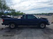 ✅ 2000 Chevrolet S-10 LS • VIN: 1GCCS19W2YK287006 • Лот: 42814156. Опубликован ранее на IAAI с пробегом 216 912 миль. Бесплатный доступ к архиву аукционных продаж из США и подробный отчёт об истории автомобиля на DreamBid. Изображение 13.