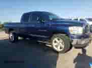 2007 Dodge 1500 SLT z VIN 1D7HU18N07S159280, wystawiony jako Copart lot #57641114 z przebiegiem 208 941 mil mil oraz Czysty tytuł • Clean title. Historia ofert i sprzedaży dostępna na DreamBid. Obrazek 4.
