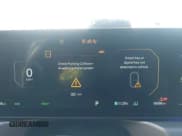 ✅ 2024 Kia EV9 Land • VIN: KNDADFS58R6039868 • Lot: 43524619. Wystawiony na IAAI z przebiegiem 6 696 mil. Bezpłatny archiwum sprzedaży aukcyjnych z USA i szczegółowy raport historii pojazdu na DreamBid. Zdjęcie 7.